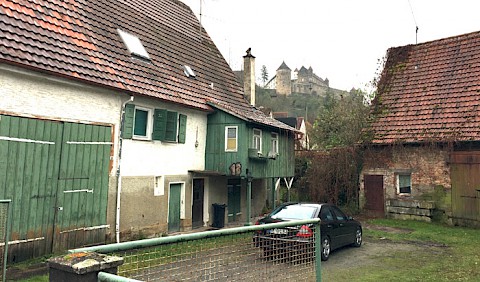 Das Grundstück Ecke Schillerstraße mit Blick auf die Burg
